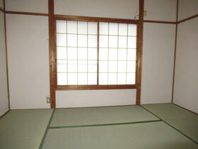 幸町　中古一戸建ての内装|和室6.0帖
■物件内覧・資金計画相談・住宅ローン相談、リフォーム相談、お問合せ受付中■
※当日・翌日のご内覧、ご相談はお電話でのお問合せがスムーズです！