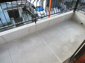 幸町　中古一戸建てのバルコニー|■物件内覧・資金計画相談・住宅ローン相談、リフォーム相談、お問合せ受付中■
※当日・翌日のご内覧、ご相談はお電話でのお問合せがスムーズです！