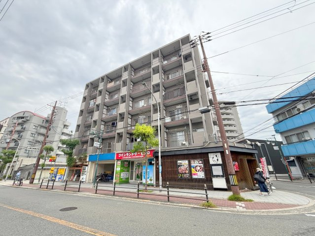 上新庄ビューハイツの外観