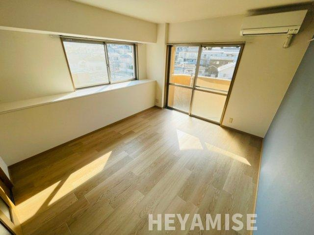 ラ・メゾン・ドゥ大浦の居間・リビング|※類似間取りのお部屋の写真です※