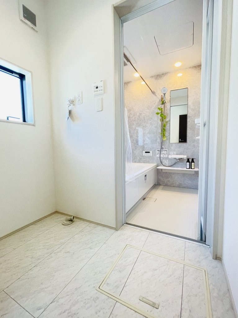 豊田市平和町2期　新築分譲住宅　全1棟　1号棟の脱衣所