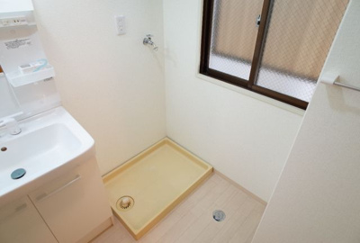 【その他】 | ソレイユ明石 | 洗濯機置場