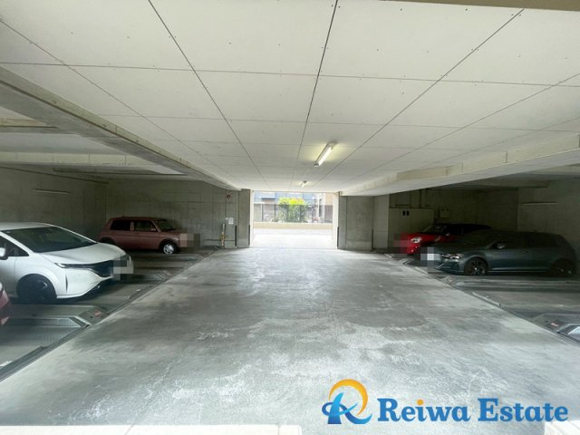 グレイス茅ヶ崎ソレアードの駐車場