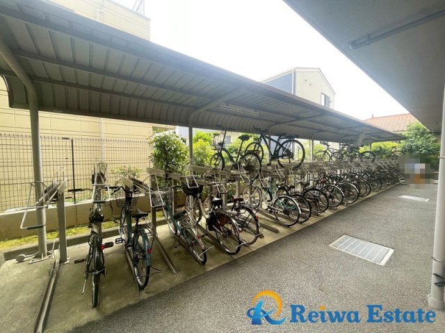 グレイス茅ヶ崎ソレアードの駐輪場