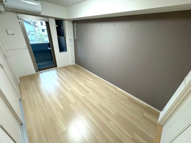 【洋室】 | スペチアーレ　クアットロ