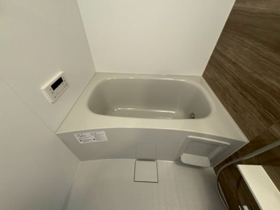 【浴室】 | スペチアーレ　クアットロ