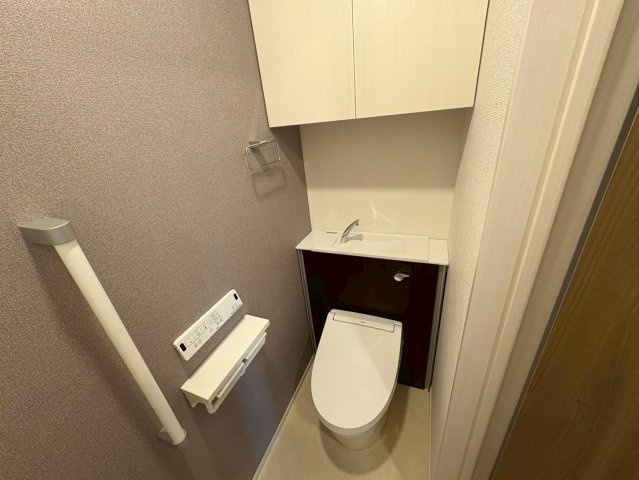 【トイレ】 | スペチアーレ　クアットロ