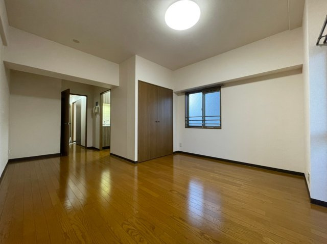 eternal 栄　名古屋市賃貸　仲介手数料無料の居間・リビング