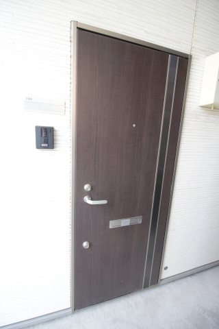 ベルフラッツ元住吉の玄関