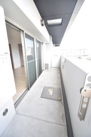 大阪市城東区新喜多２丁目の賃貸マンションのバルコニー