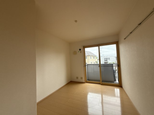 オークスコート西新在家　B棟の子供部屋