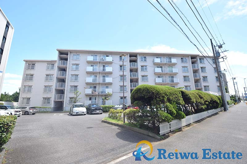 汐見台ハイツの外観