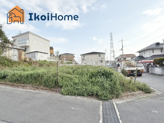 明石市魚住町金ケ崎　3号地　土地の前面道路含む現地写真|●資料・カタログのご請求無料●バス停まで徒歩5分、10分で魚住駅にも到着し通勤や通学に便利な立地