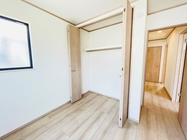 豊田市上原町　新築分譲住宅　全1棟　1号棟の収納|豊富な数のクローゼットには、衣類、日用品、家族の思い出まで大切に保管できます♪