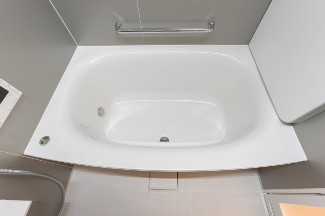 ジオタワー堺筋本町の浴室