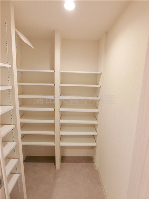 KDXレジデンス田園調布南の設備|シューズインクローゼット！玄関収納！