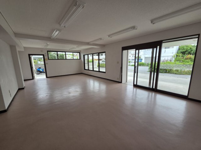 【ロビー】 | 玉城貸店舗