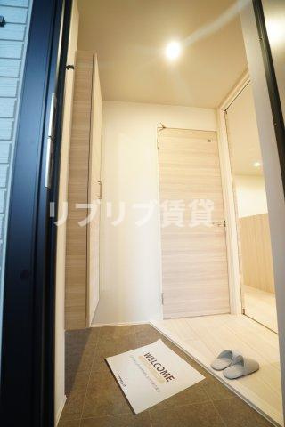 D-SOLACE 弁天の玄関