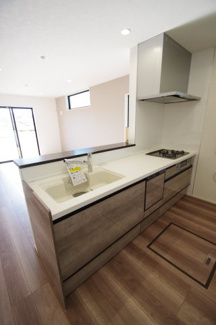 【キッチン】 | 【仲介手数料無料！！】府中市是政6丁目　新築戸建て（全3棟）A号棟　5080万円