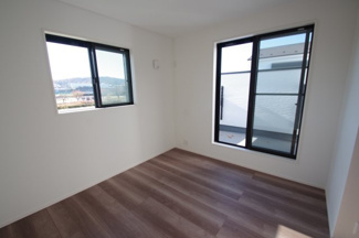 【洋室】 | 【仲介手数料無料！！】府中市是政6丁目　新築戸建て（全3棟）A号棟　5080万円