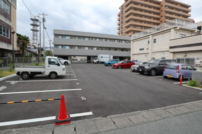【駐車場】 | ドミール中央