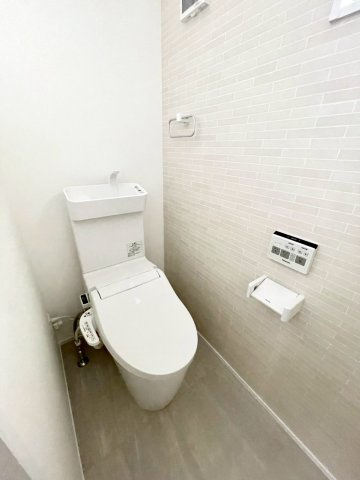 長野市三輪中古戸建のトイレ