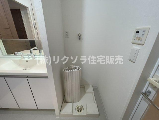 ロイヤルメドゥ香里園タワーのランドリースペース|ドラム式も設置可能
■物件内覧・資金計画相談・住宅ローン相談、リフォーム相談、お問合せ受付中■
※当日・翌日のご内覧、ご相談はお電話でのお問合せがスムーズです！