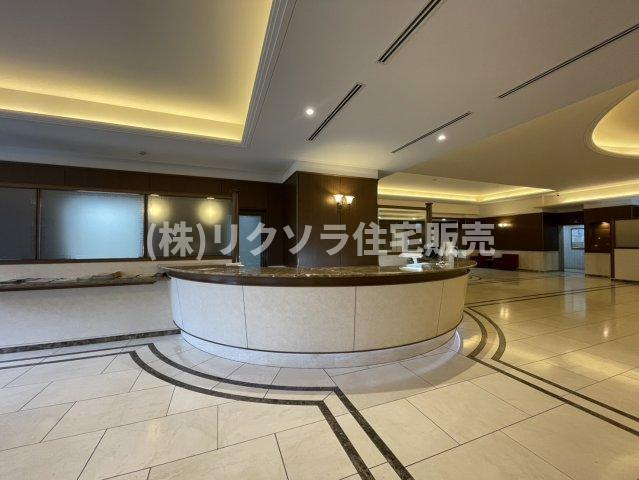 ロイヤルメドゥ香里園タワーの受付|■物件内覧・資金計画相談・住宅ローン相談、リフォーム相談、お問合せ受付中■
※当日・翌日のご内覧、ご相談はお電話でのお問合せがスムーズです！