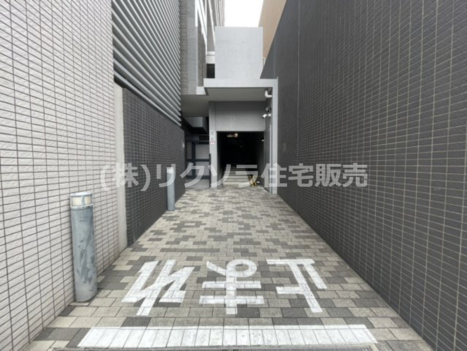 ロイヤルメドゥ香里園タワーの駐輪場|立体駐輪場
■物件内覧・資金計画相談・住宅ローン相談、リフォーム相談、お問合せ受付中■
※当日・翌日のご内覧、ご相談はお電話でのお問合せがスムーズです！