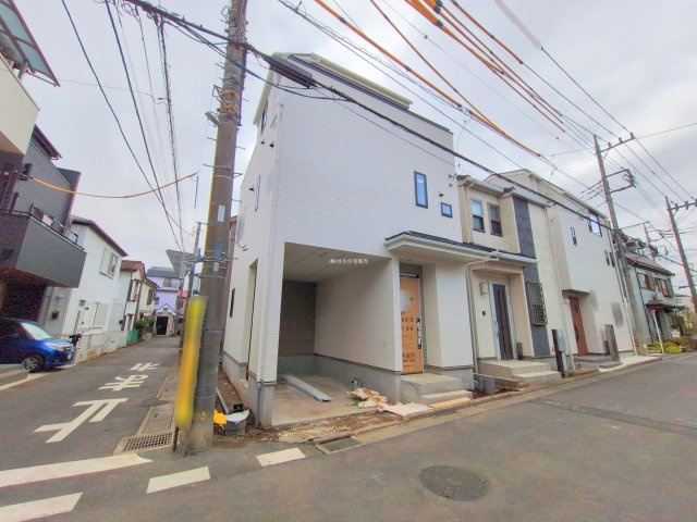 富士見市上沢１丁目の新築一戸建の前面道路含む現地写真