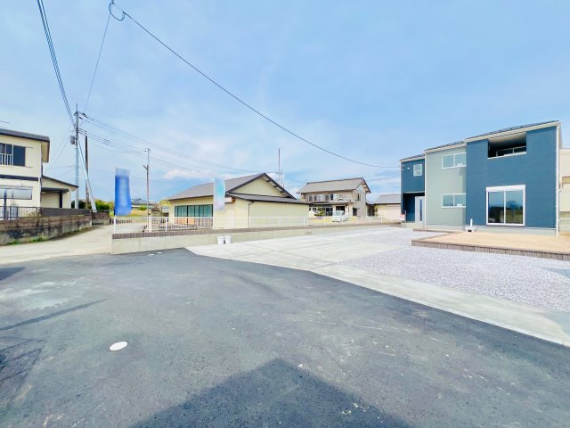 玉村町八幡原の前面道路含む現地写真|駐車が苦手な方にもおススメです♪