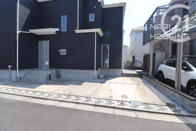 【駐車場】 | 昭島市大神町4丁目　中古戸建 | 駐車スペース2台分(車種による)