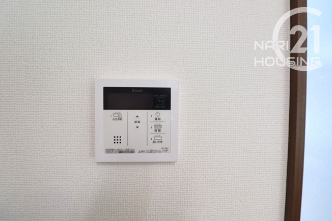 【発電・温水設備】 | 昭島市大神町4丁目　中古戸建 | 給湯設備