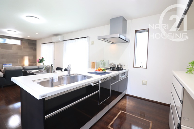 【キッチン】 | 昭島市大神町4丁目　中古戸建 | システムキッチン