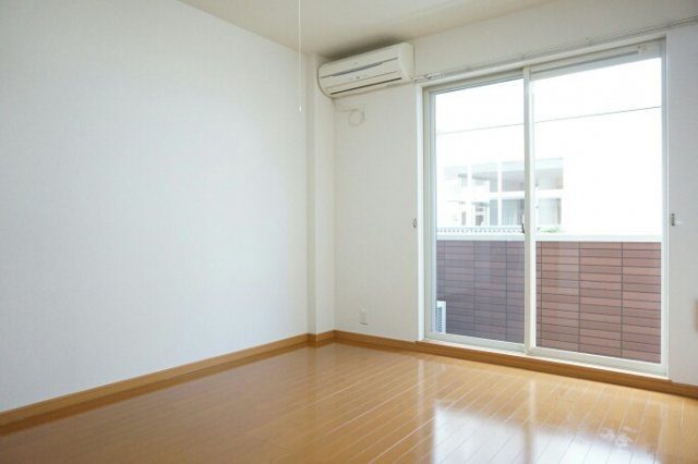 プロムナードＢの居間・リビング