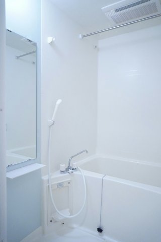 プロムナードＢの浴室