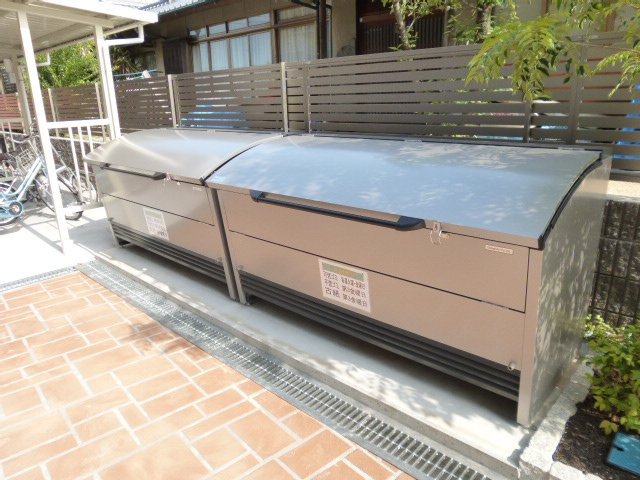 エムズコートのその他共用部分|敷地内専用ゴミステーション