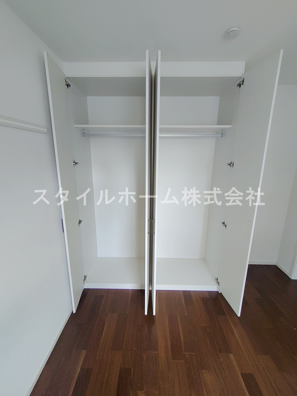 フォレストメゾン蔵子の収納|同建物内別部屋の写真です。