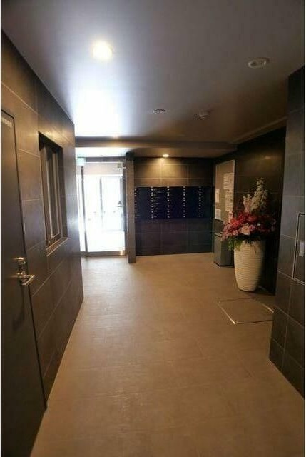 エルスタンザ浅草のエントランス