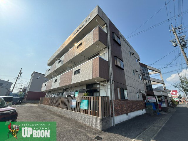 ファミールコートSの外観