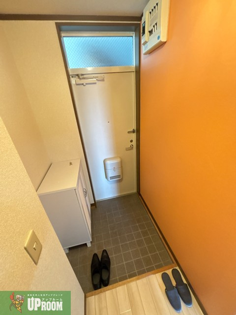 ファミールコートSの玄関