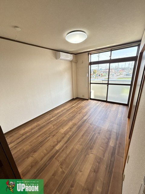 ファミールコートSの洋室