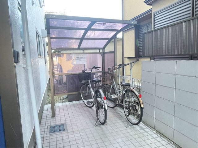 ロイヤルコーポ高野台のその他共用部分|駐輪場