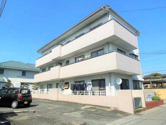 ロイヤルコーポ高野台の外観