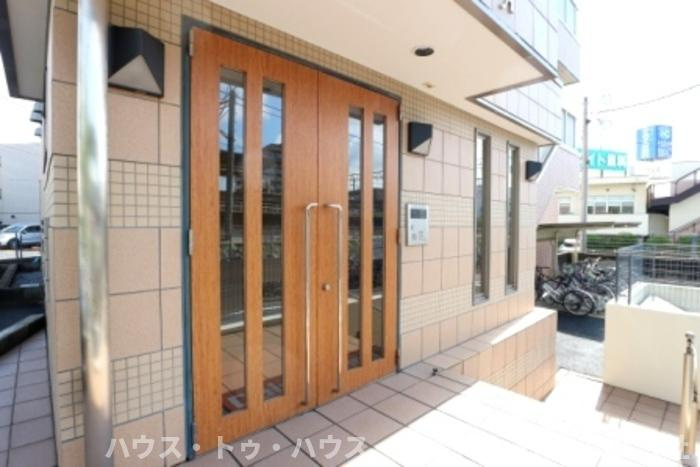 プレシアのエントランス