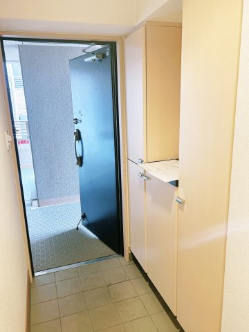 リーベスト浜寺昭和町の玄関