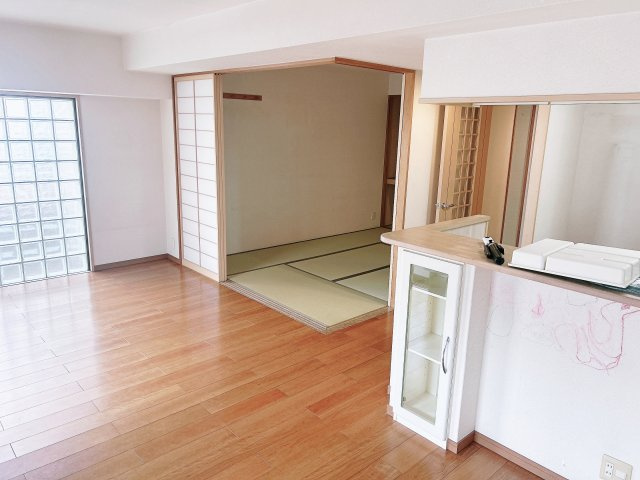 リーベスト浜寺昭和町の居間・リビング