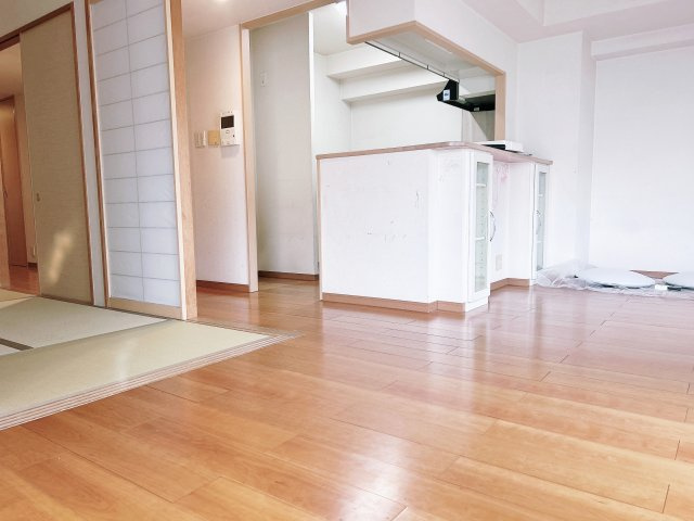 リーベスト浜寺昭和町の居間・リビング