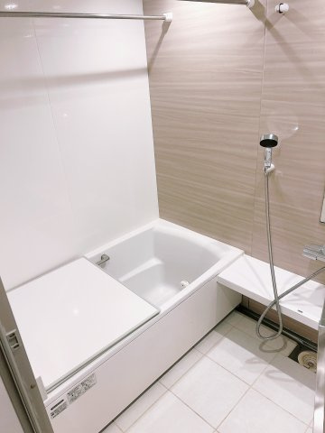 リーベスト浜寺昭和町の浴室