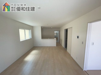 【居間・リビング】 | 新築戸建　淡路市岩屋全２棟